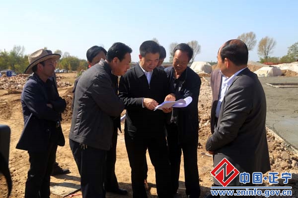 3.jpg 张龙杰督查我县黄帝文化旅游景区建设情况