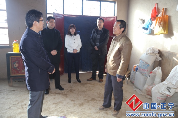 段登云赴榆林子镇开展“双节”慰问活动