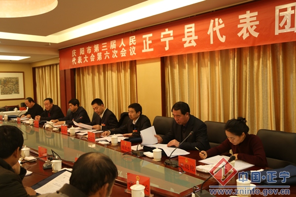 IMG_2986.jpg 弘扬法治精神 共建法治社会