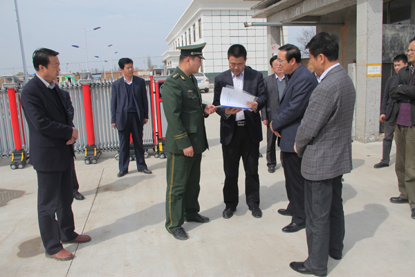 张龙杰督查县城重点项目建设