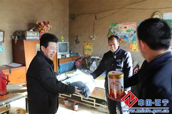段卫国鲁生林巩占民赴三嘉乡开展春节慰问活动