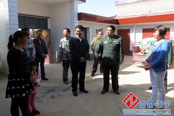 黄书伴在正宁县西坡乡宋畔村开展双联活动