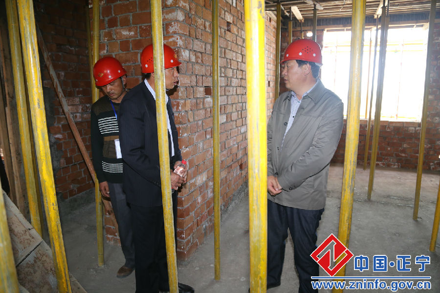 蔡文辉督查全县安全生产工作