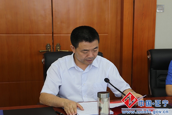 张龙杰主持召开县政府十七届第八次常务会议