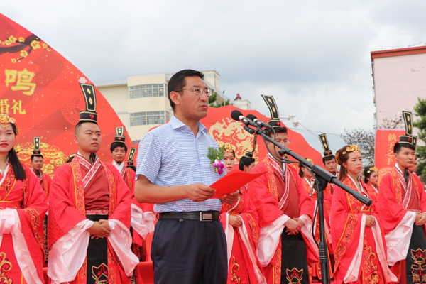 正宁县隆重举行“真宁福地·鸾凤和鸣”倡导移风易俗、树立文明新风集体婚礼