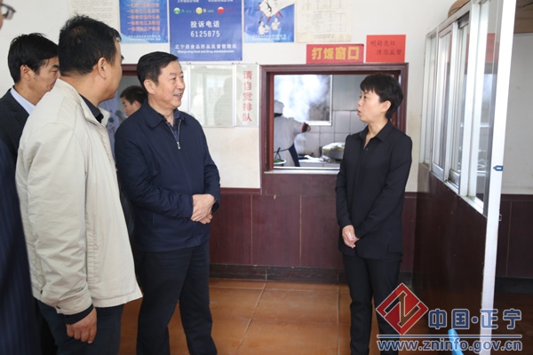 市食药监局督查组来正宁督查食品药品监督管理工作