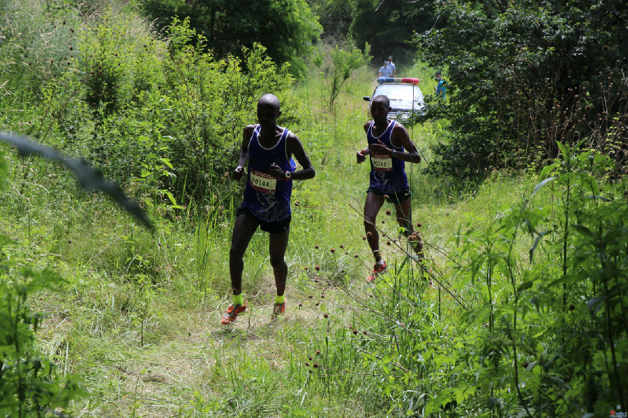 2018年中国（庆阳）正宁 “穿越子午岭 探秘秦直道”森林马拉松圆满成功