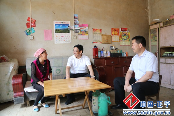 01.jpg 贺建宏“尔德节”慰问正宁县回族群众