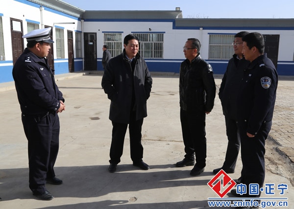 蔡文辉带队督查春节前道路交通安全、消防安全和社会治安管理工作