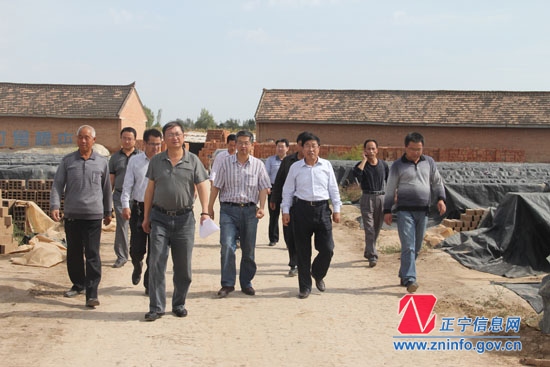 省安委会安全生产督查组来我县督查安全生产工作