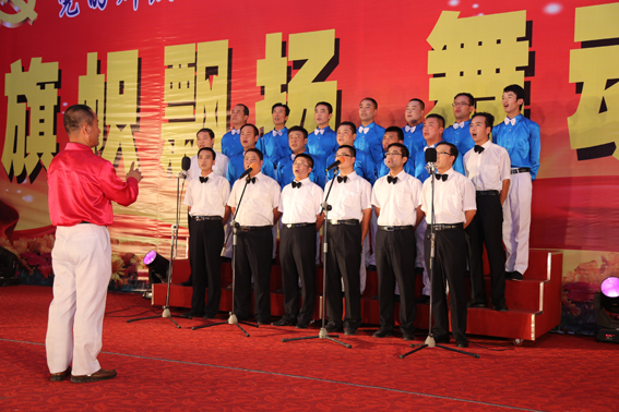 正宁县委机关举办党的群众路线教育实践活动机关职工文艺展演