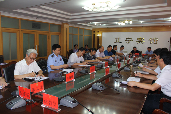 省人大常委会调研组来我县调研酒驾违法行为处罚工作