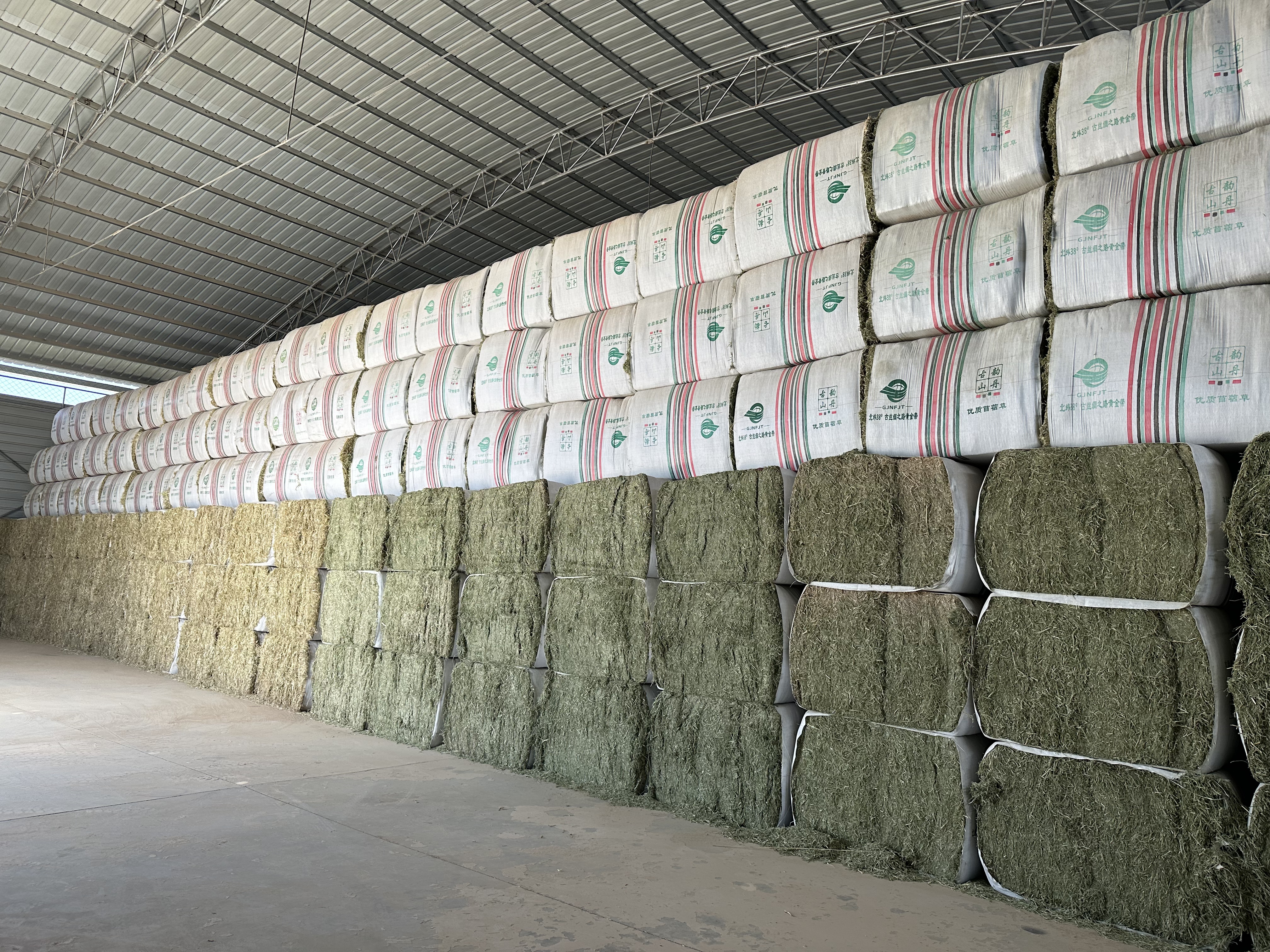 寒潮、暴雪、冰冻预警！养殖场户要如何应对