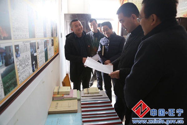 IMG_4280.jpg 张龙杰调研抽查南片乡镇贫困户脱贫退出工作