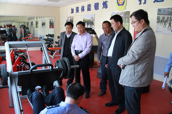 张龙杰调研指导城关派出所工作