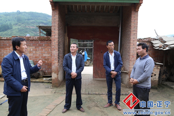 李培博走访慰问穆斯林群众