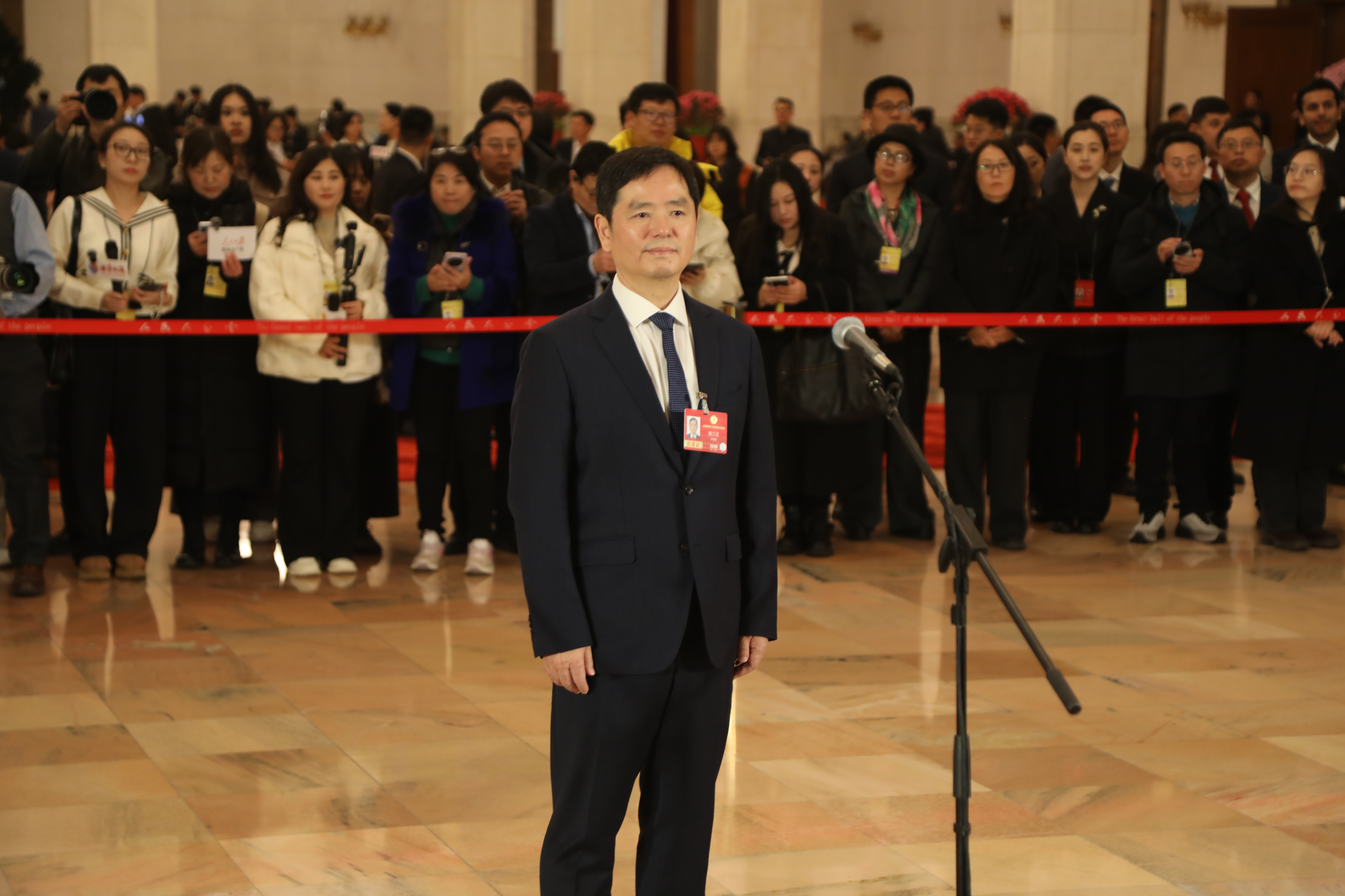 首场首问 粮食为要——“中国粮、中国菜和中国肉主要用上了中国种”