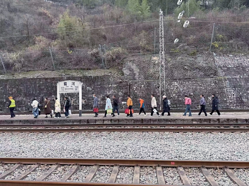 蜀河站小站不“小”