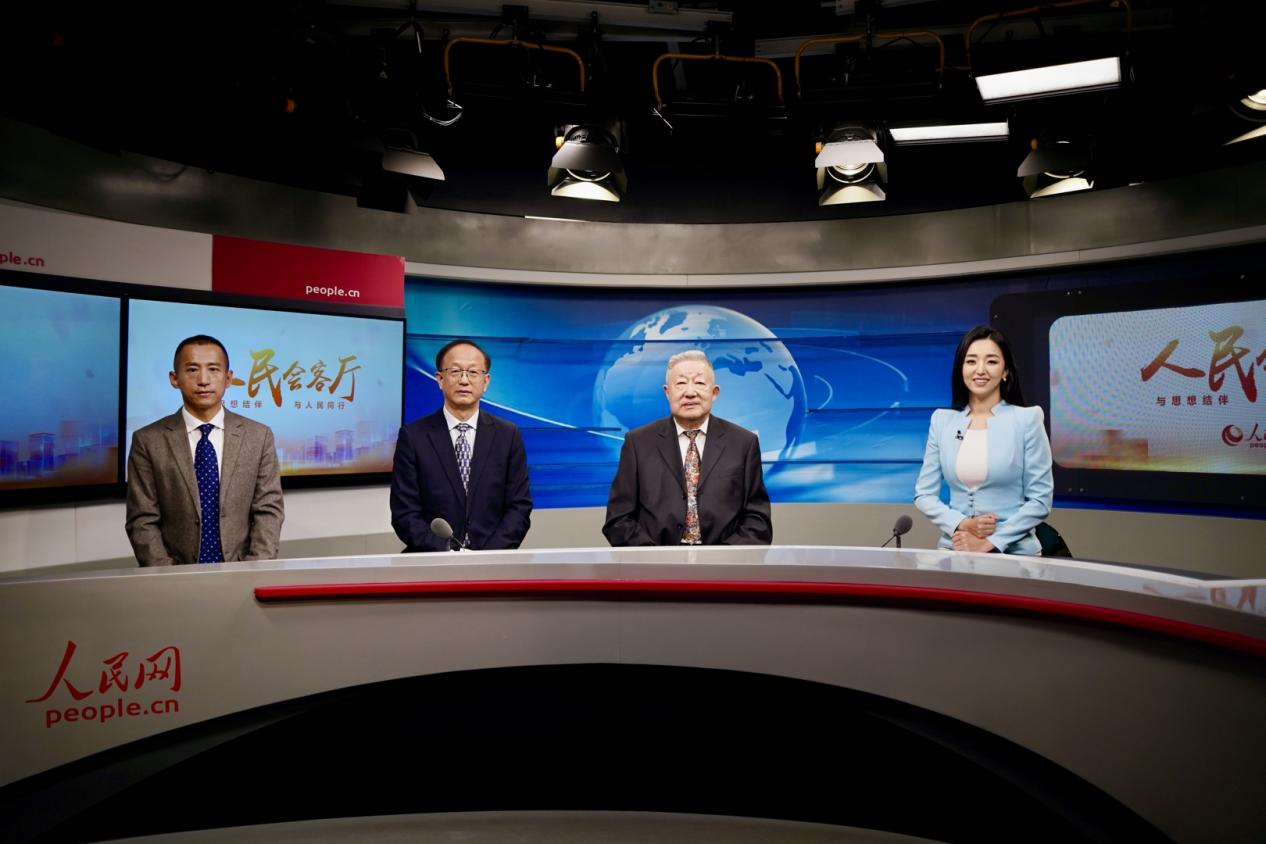 访谈节目现场。人民网 谢欣良摄