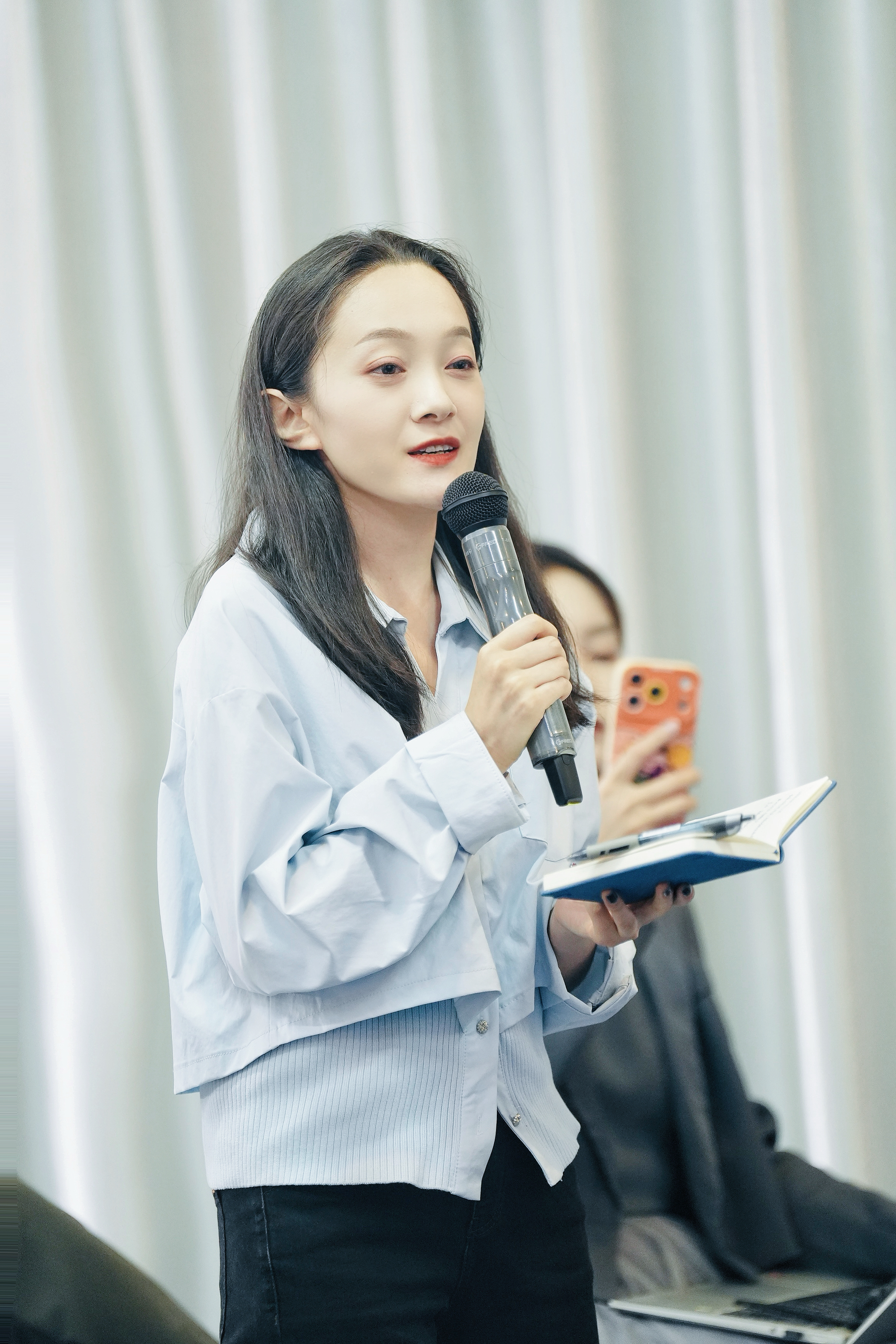 2026种子大会暨南繁硅谷论坛新闻发布会在海南三亚举行